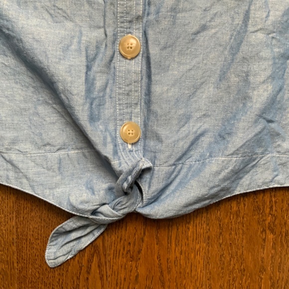 ANN TAYLOR Cotton Linen Chambray Top Light Blue . Size M. - Picture 4 of 9